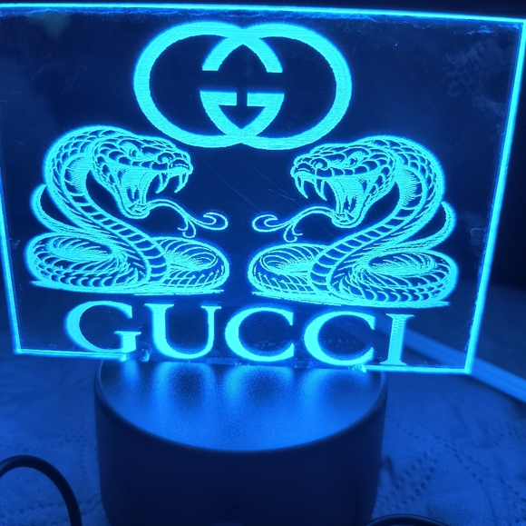 Gucci LED Light with Dual Snake Design Personalized - Picture 2 of 4